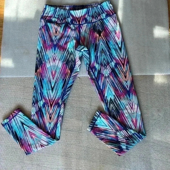 ❤️2/$30❤️[S]Zella Aztec Multi Colour Active Gym  Legging Pants - Picture 1 of 7